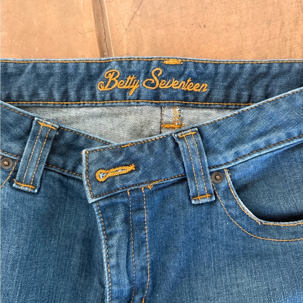 Kimes Ranch Betty Seventeen Mid-Rise Jeans